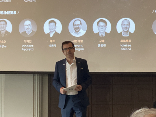 31일 서울 프레스센터에서 진행된 기자간담회에서 발언하고 있는 스테판 드블레즈 르노코리아 사장. 이상현 기자